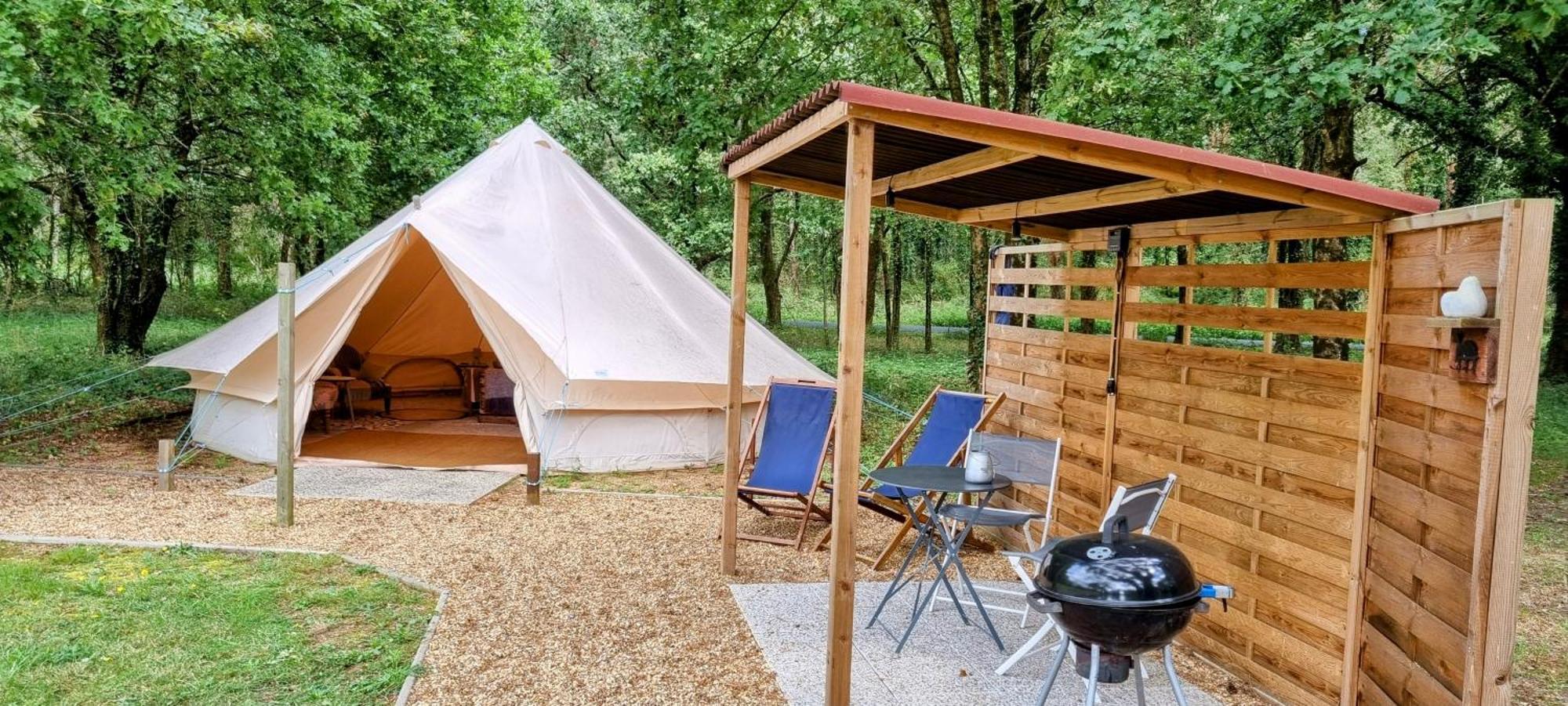 Luxury Bell Tent At Camping La Fortinerie Mouliherne Екстериор снимка